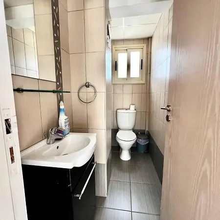 Villa Pernera Cozy 4br Paralímni